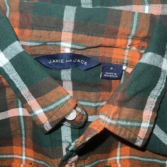 𝙿𝚕𝚊𝚒𝚍 𝙵𝚕𝚊𝚗𝚗𝚎𝚕 𝙻𝚘𝚗𝚐 𝚂𝚕𝚎𝚎𝚟𝚎 𝚂𝚑𝚒𝚛𝚝 - Picture 3 of 4